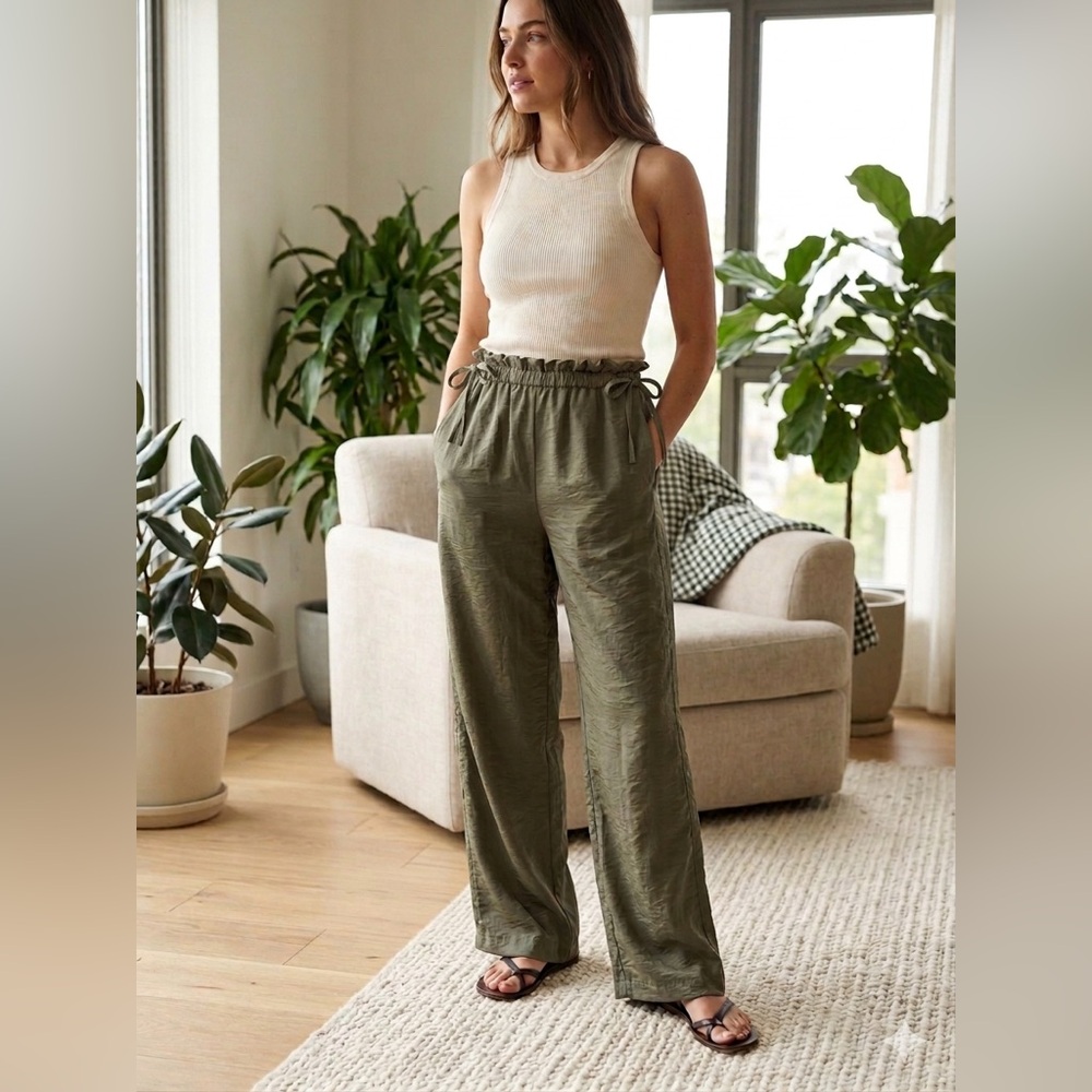 A new day High-Rise Paperbag Waist Wide-Leg Pants - Olive size Small